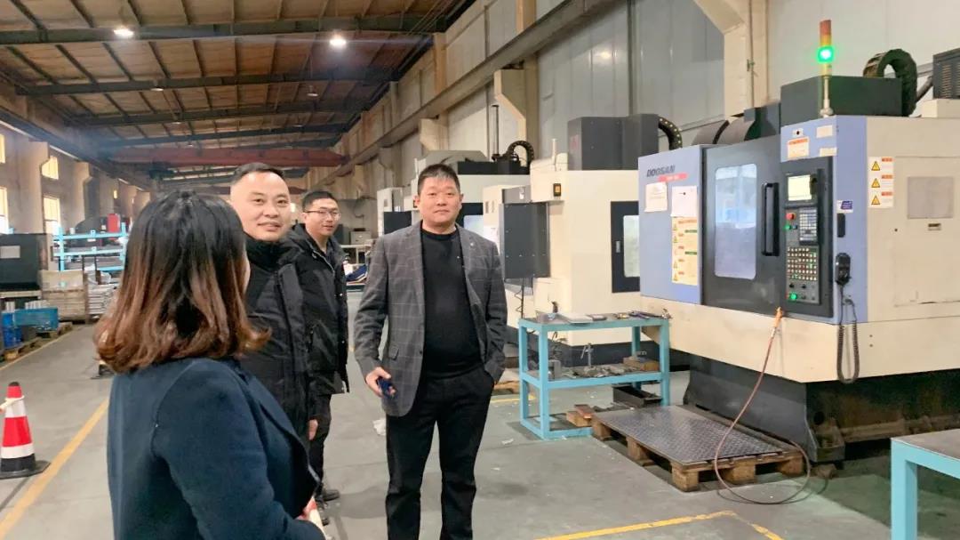 祝賀冠科工業(yè)董事長(zhǎng)楊興國榮獲國際徽商“2020年度中華百名優(yōu)秀徽商”榮譽(yù)稱號(hào)